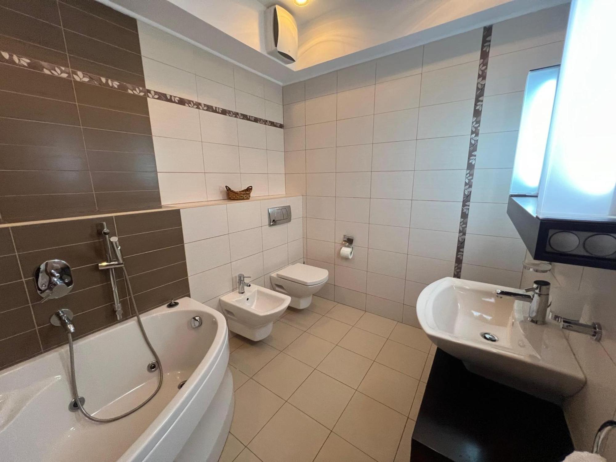 Sea Haven Mamaia Lux 130 M2 Vedere Mare Năvodari Kültér fotó